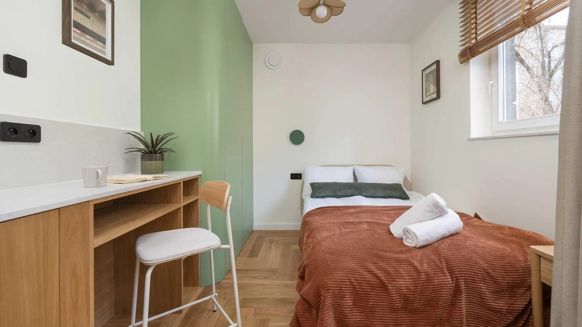 Modern And Unique Studio In The Centre Of Wroclaw By Noclegi Renters Apartment